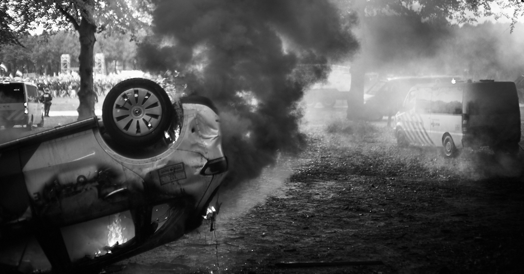 Els Rechts Mailieveld Den Haag Brand.jpg